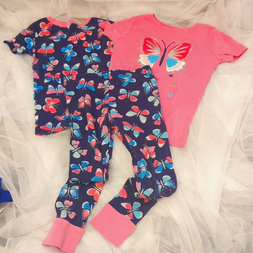 Kirkland 3 piece pajama set size 5